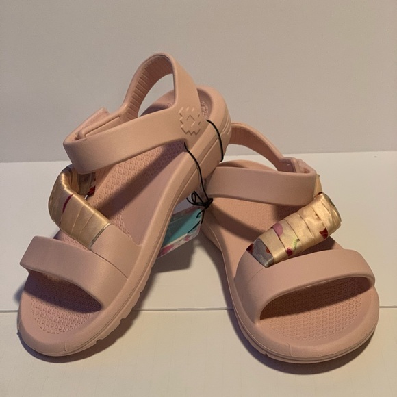 Muk Luks Shoes - Essentials by Muk Luks Sandals Womens LG 9-10 Pink Slingback Hook & Loop Sporty